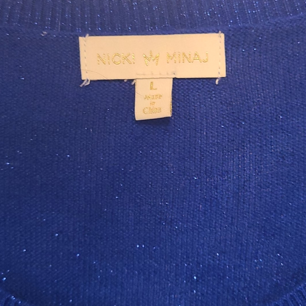 💙Sweater💙 - Picture 2 of 3